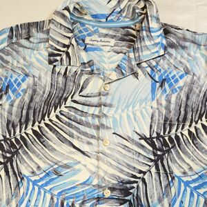 Tommy Bahama Shirt Medium Mens Silk Loop Collar Hawaiian Resort core Vacation